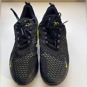 Nike Men’s Air Max 270 (Black Volt Oil)